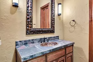 565 Lost Hunters Canyon, China Spring, TX 76633 - Photo 31