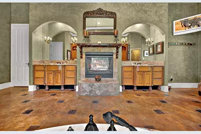 565 Lost Hunters Canyon, China Spring, TX 76633 - Photo 29