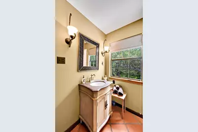 565 Lost Hunters Canyon, China Spring, TX 76633 - Photo 77