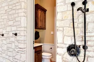 565 Lost Hunters Canyon, China Spring, TX 76633 - Photo 57