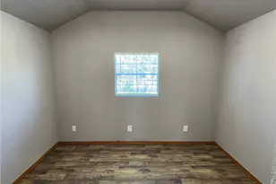 400 E Mignonette St, Kosse, TX 76653 - Photo 17