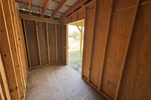 400 E Mignonette St, Kosse, TX 76653 - Photo 3