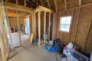 404 E Mignonette St, Kosse, TX 76653 - Photo 9