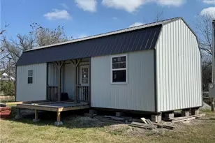 404 E Mignonette St, Kosse, TX 76653 - Photo 1
