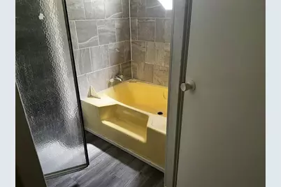 229 N 2nd Street, Walnut Springs, TX 76690 - Photo 5