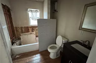 103 Cypress St, Lott, TX 76656 - Photo 21