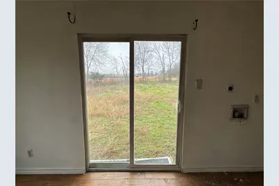 103 Cypress Street, Lott, TX 76656 - Photo 15