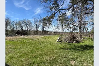 103 Cypress Street, Lott, TX 76656 - Photo 9