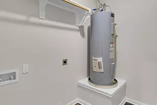 124 Morris Ct, McGregor, TX 76657 - Photo 15