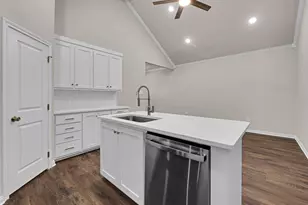 124 Morris Ct, McGregor, TX 76657 - Photo 13