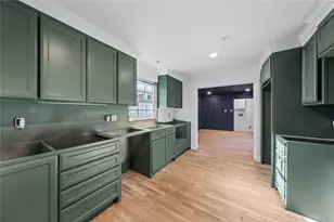 3909 Austin Ave, Waco, TX 76710 - Photo 13