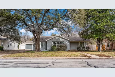 3909 Austin Avenue, Waco, TX 76710 - Photo 1