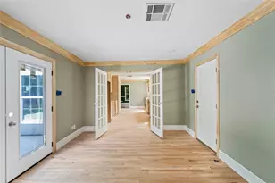 3909 Austin Ave, Waco, TX 76710 - Photo 13