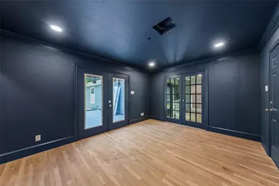 3909 Austin Avenue, Waco, TX 76710 - Photo 17