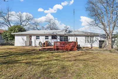 1016 E Elm Street, Hillsboro, TX 76645 - Photo 25