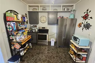 706 W Navasota St, Groesbeck, TX 76642 - Photo 7