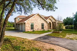 2800 Lomas Rodando Calzada, Kempner, TX 76539 - Photo 3