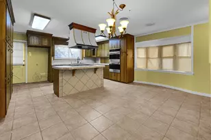 701 Arlington Dr, Woodway, TX 76712 - Photo 9