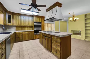 701 Arlington Dr, Woodway, TX 76712 - Photo 15