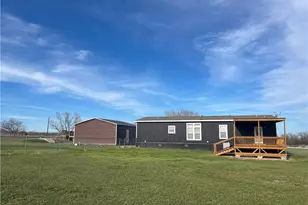 161 Meadow View Ln, Hubbard, TX 76648 - Photo 3