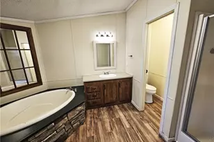 102 Lcr 828, Donie, TX 75838 - Photo 13