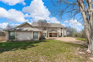 10009 Stony Point Dr, Woodway, TX 76712 - Photo 15