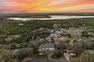 10009 Stony Point Dr, Woodway, TX 76712 - Photo 95