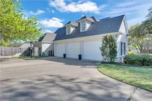 2034 Oak Glen Dr, McGregor, TX 76657 - Photo 3