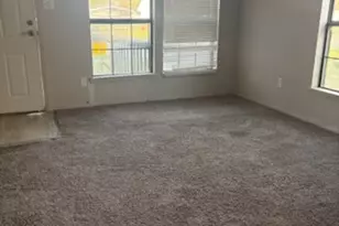 1013 La Vega St, Waco, TX 76705 - Photo 5