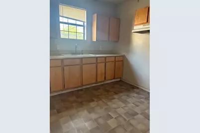 1013 La Vega Street, Waco, TX 76705 - Photo 11