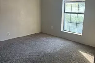 1013 La Vega St, Waco, TX 76705 - Photo 7