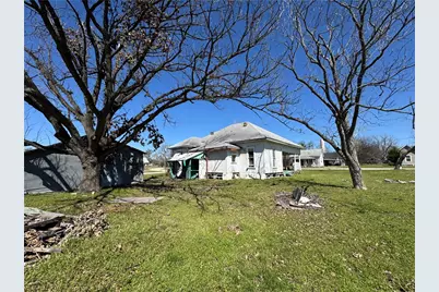 320 N 5th Street, Lott, TX 76656 - Photo 9