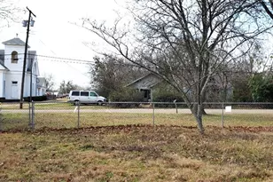 112 College Ave, Oglesby, TX 76561 - Photo 13