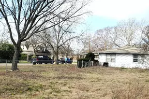 112 College Ave, Oglesby, TX 76561 - Photo 15