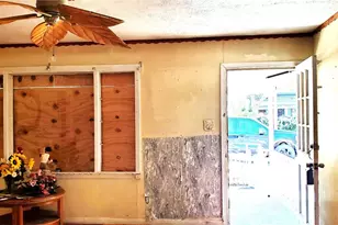 112 College Ave, Oglesby, TX 76561 - Photo 17