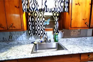 112 College Ave, Oglesby, TX 76561 - Photo 23