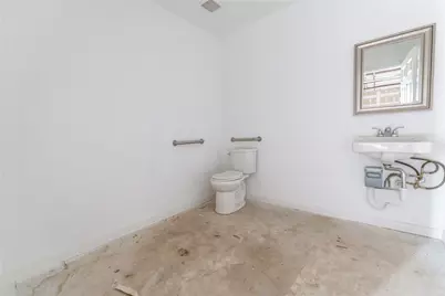 1300 Lake Air Drive #3, Waco, TX 76710 - Photo 5