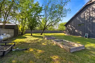 906 S 3rd St, Valley Mills, TX 76689 - Photo 33
