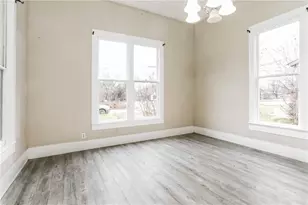 318 Durr St, Marlin, TX 76661 - Photo 5