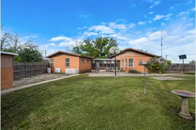 611 N Avenue Q Street, Clifton, TX 76634 - Photo 33