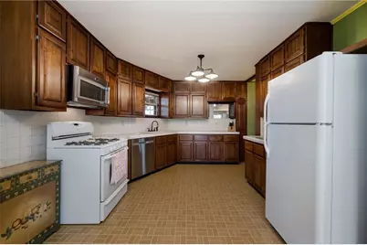 611 N Avenue Q Street, Clifton, TX 76634 - Photo 21