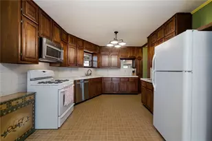 611 N Ave Q St, Clifton, TX 76634 - Photo 21