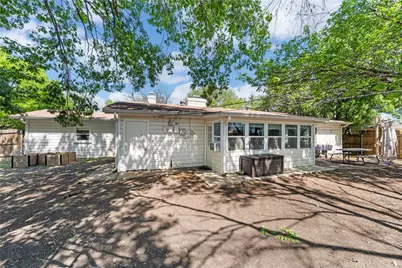 2212 Charboneau Street, Waco, TX 76710 - Photo 17