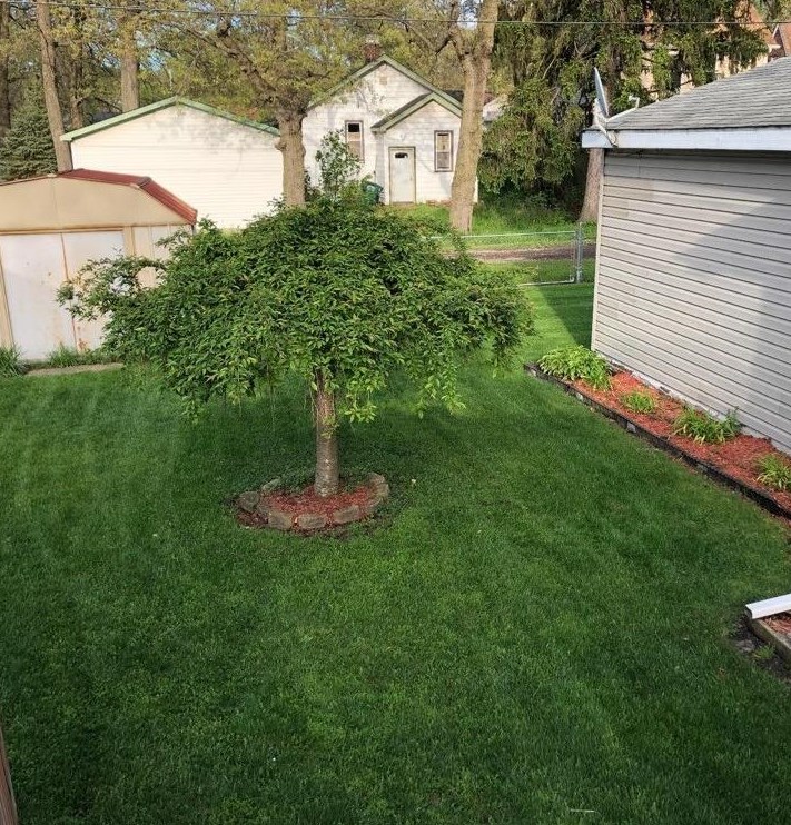 2561 Montgomery St, Gary IN 46403-2068 exterior