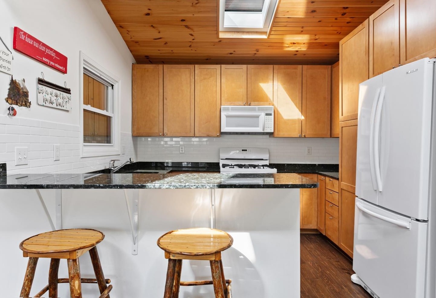 3832 Hiawatha Dr, Michigan City IN  46360-1189 exterior