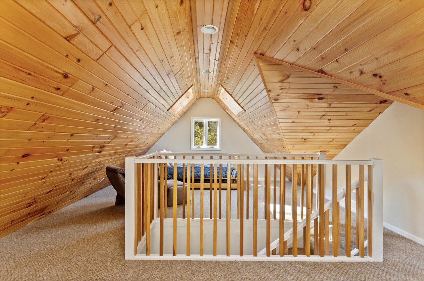 3832 Hiawatha Dr, Michigan City IN  46360-1189 exterior