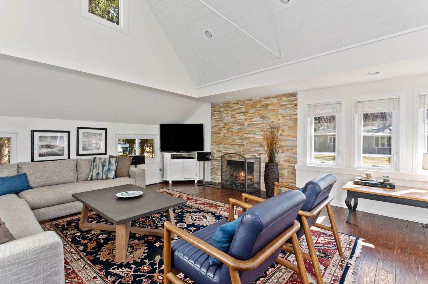 3832 Hiawatha Dr, Michigan City IN  46360-1189 exterior