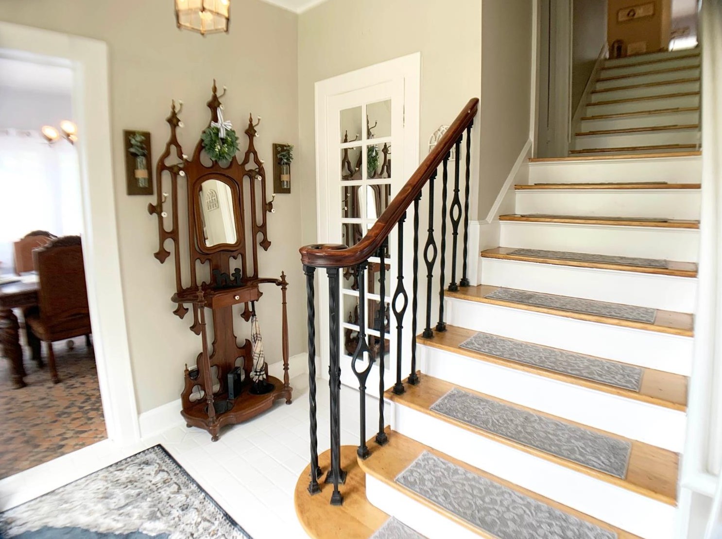 111 Earl Rd, Michigan City IN  46360-5918 exterior
