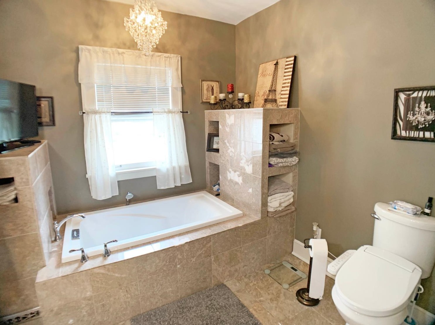 111 Earl Rd, Michigan City IN  46360-5918 exterior
