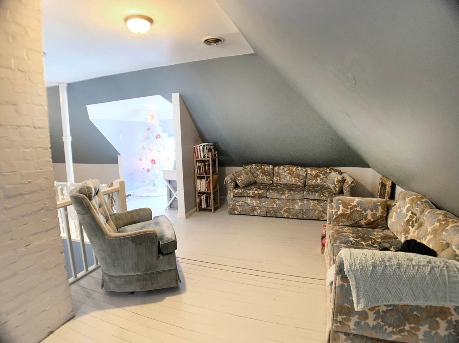 111 Earl Rd, Michigan City IN  46360-5918 exterior